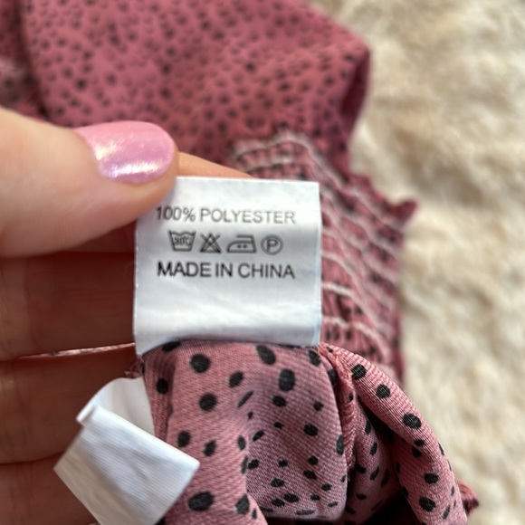 SHEIN Dalmatian print mauve polka dot blouse, size medium - Picture 6 of 7